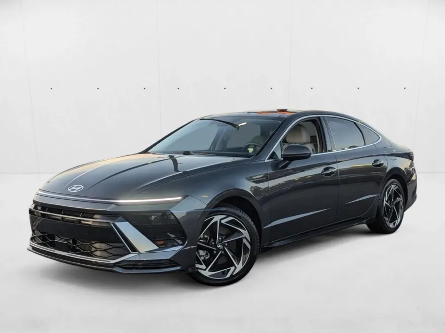 2024 Hyundai Sonata SEL photo 1