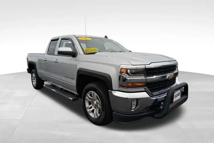 2017 Chevrolet Silverado 1500 photo 1