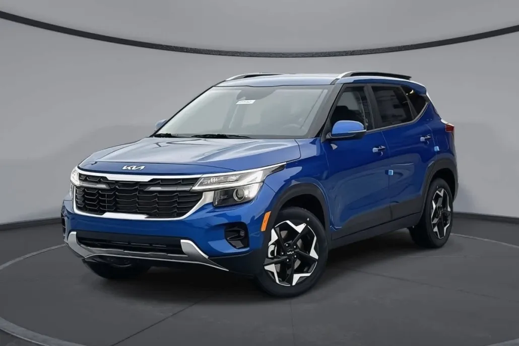 2025 Kia Seltos S photo 1