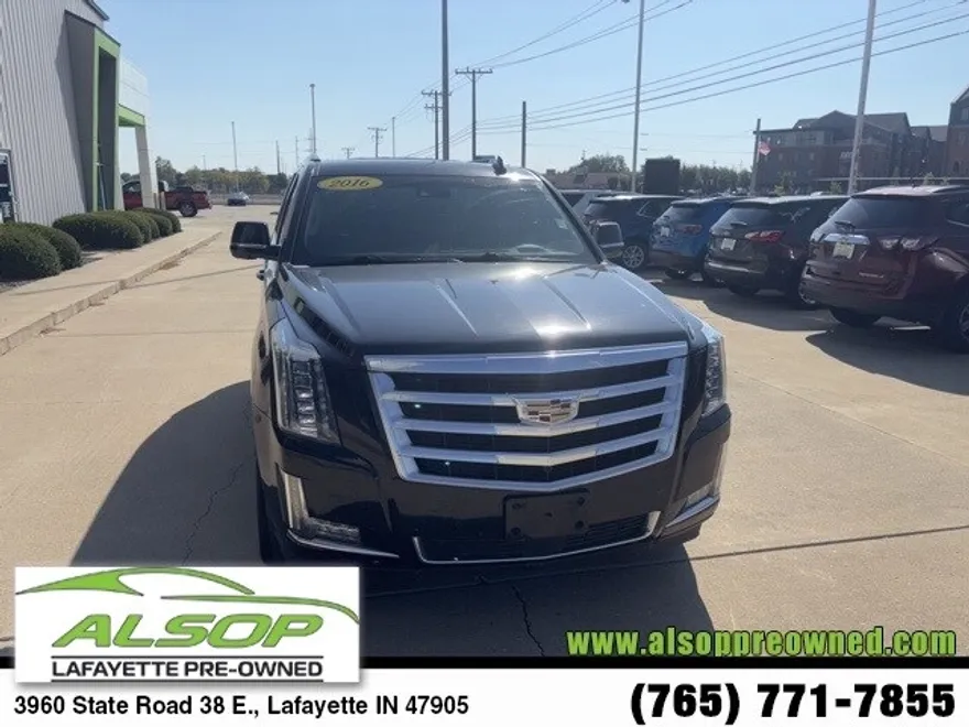 2016 Cadillac Escalade Premium photo 1