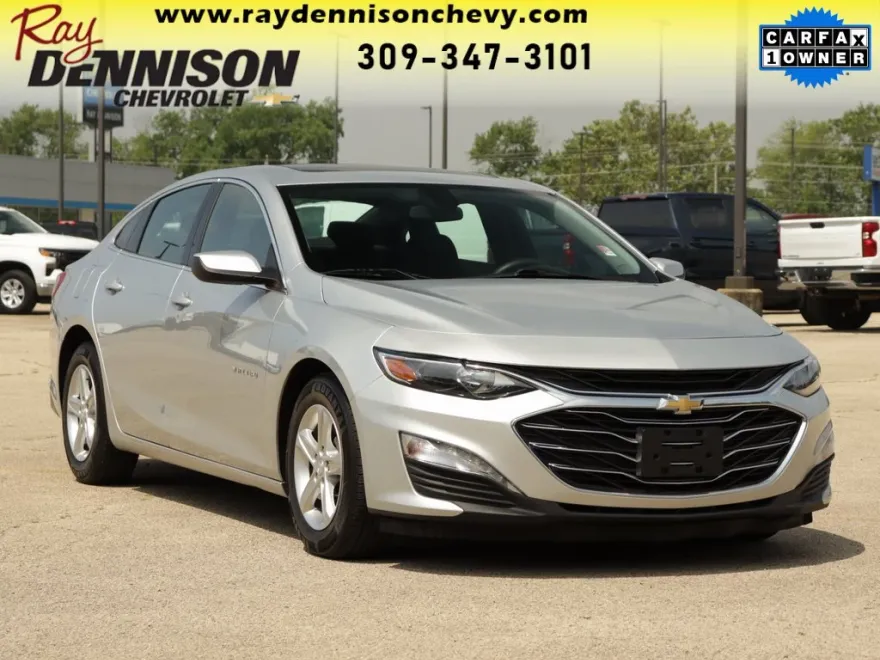 2024 Chevrolet Malibu 1LT photo 1