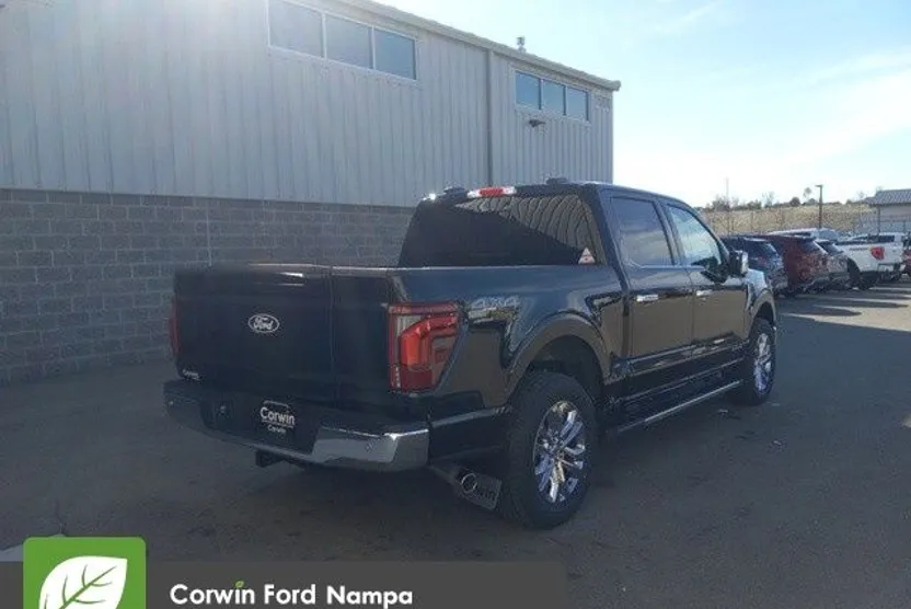 2025 Ford F-150 Lariat photo 1