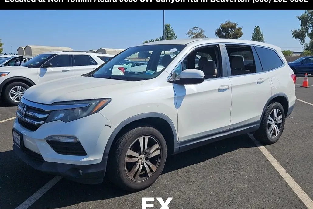 2017 Honda Pilot EX photo 1