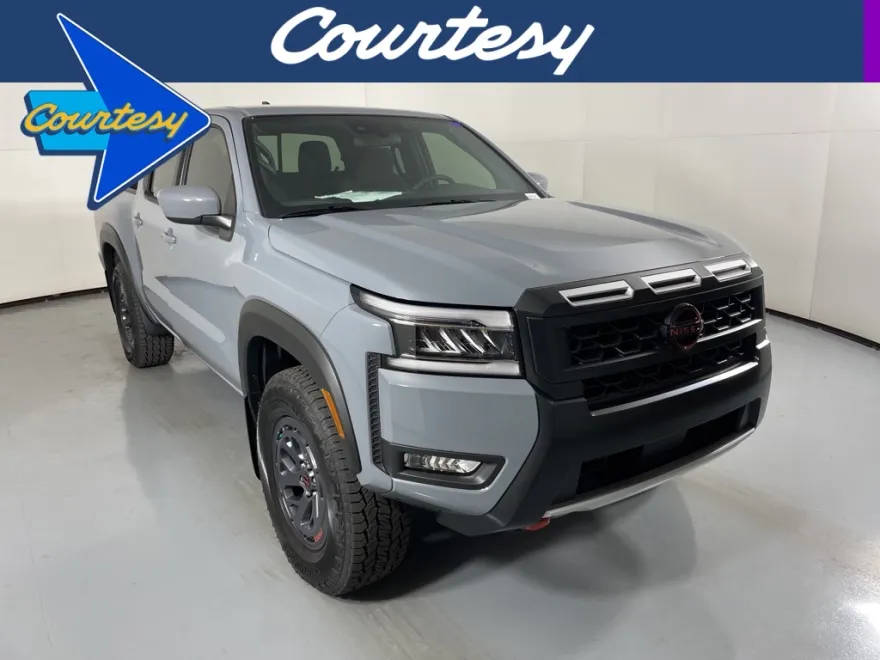 2025 Nissan Frontier Crew Cab PRO-4X photo 1