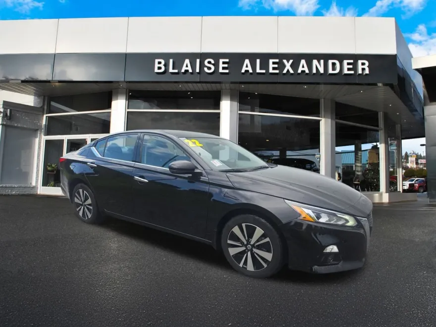 2022 Nissan Altima 2.5 SL photo 1