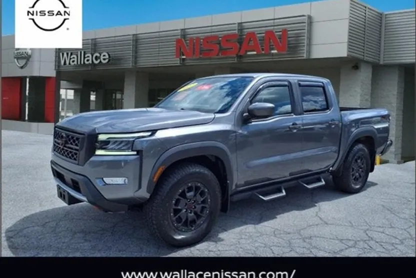 2022 Nissan Frontier PRO-4X photo 1