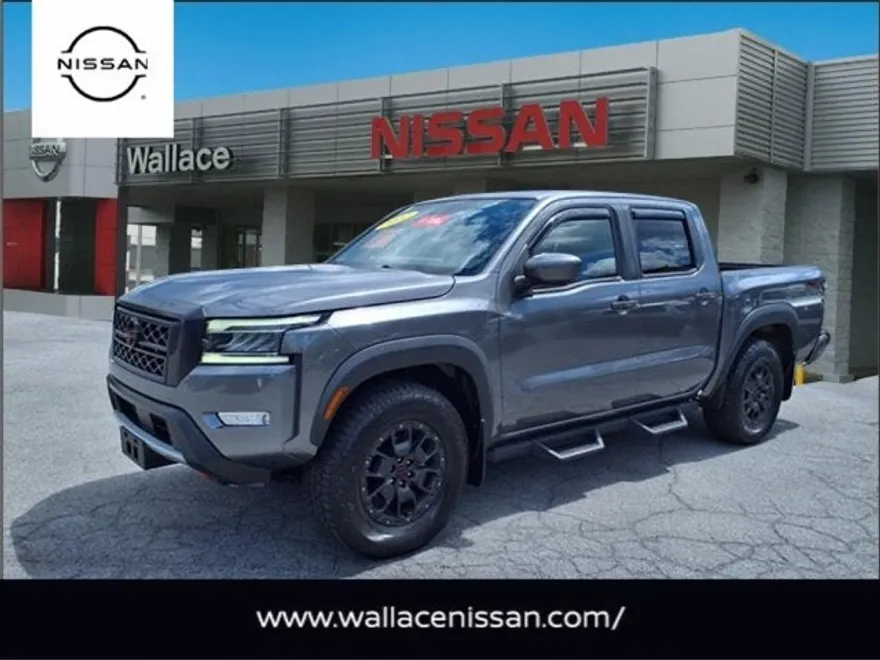 2022 Nissan Frontier PRO-4X photo 1