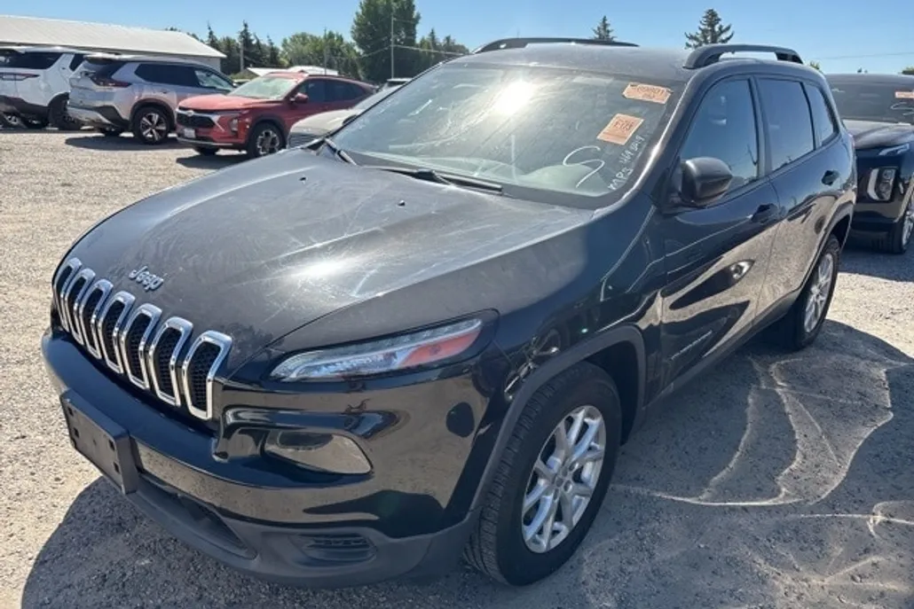 2016 Jeep Cherokee Sport photo 1
