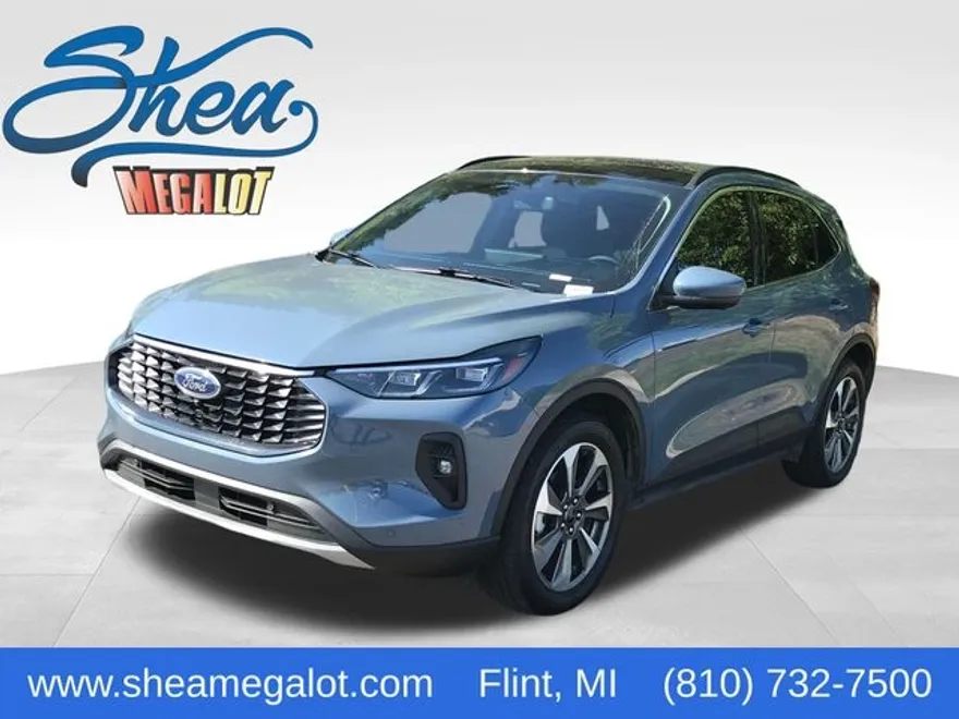 2025 Ford Escape Platinum photo 1