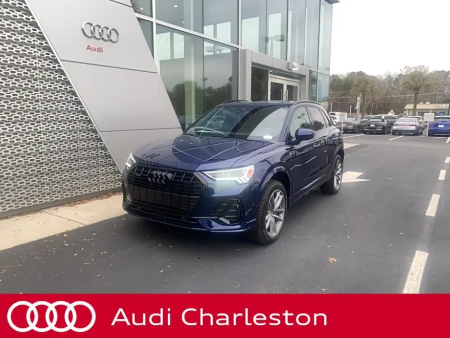 2025 Audi Q3 S line Premium photo 1