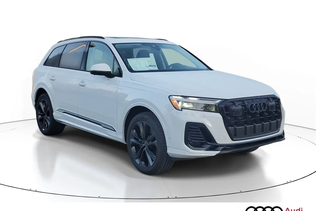 2025 Audi Q7 55 Premium Plus photo 1