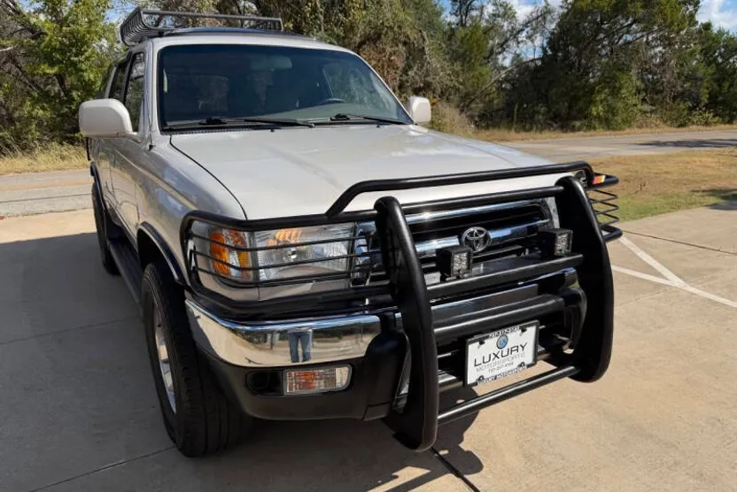 2000 Toyota 4Runner SR5 V6 photo 1