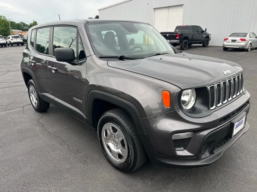 2019 Jeep Renegade Sport photo 1