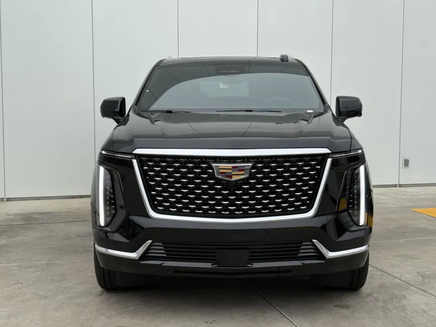 2025 Cadillac Escalade Premium Luxury photo 1
