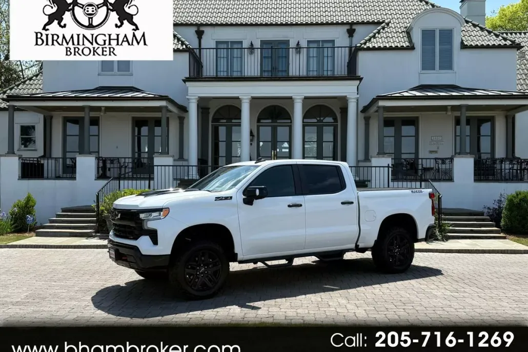 2022 Chevrolet Silverado 1500 LT Trail Boss photo 1