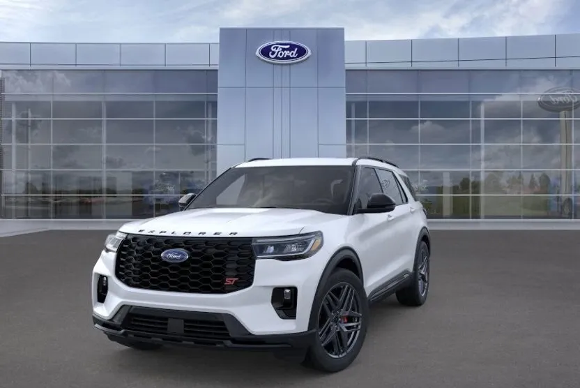 2025 Ford Explorer ST photo 1