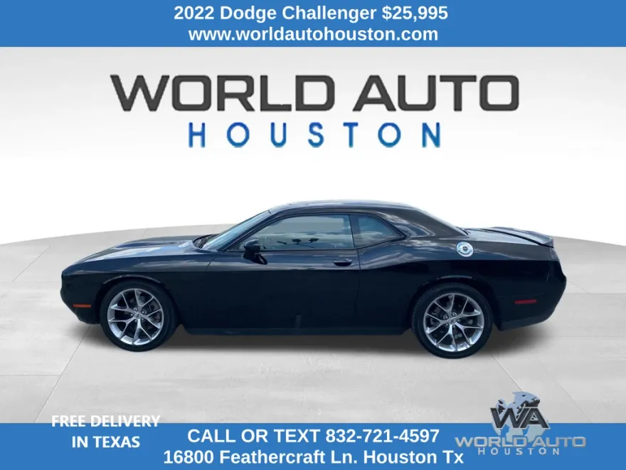 2022 Dodge Challenger GT photo 1