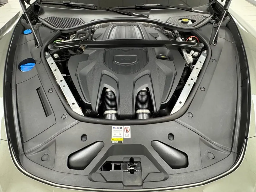 2023 Porsche Panamera 4 Platinum photo 29