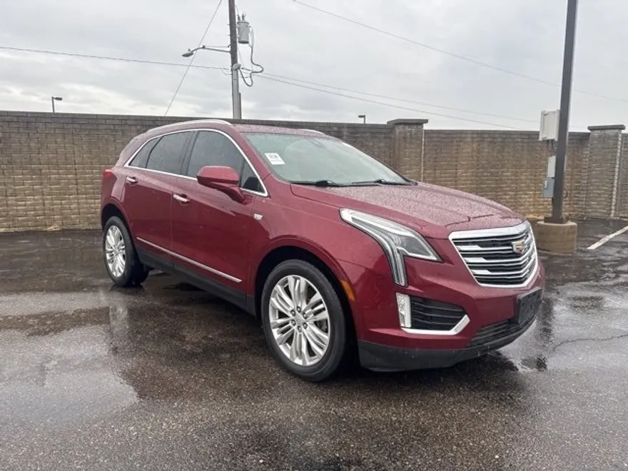 2018 Cadillac XT5 Premium Luxury photo 1