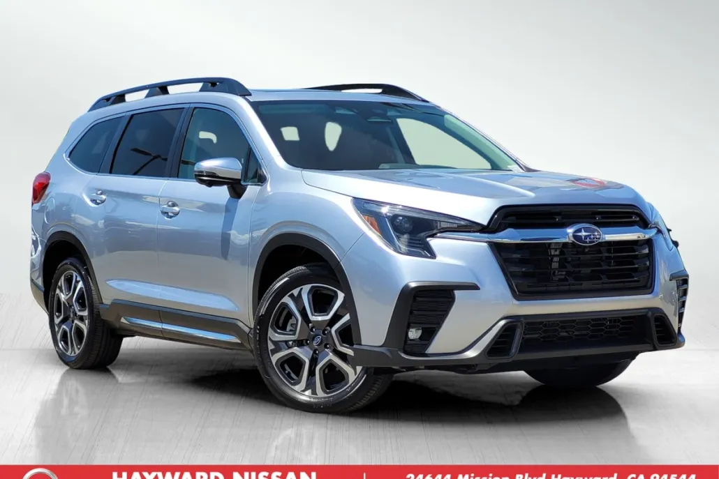 2023 Subaru Ascent Limited photo 1