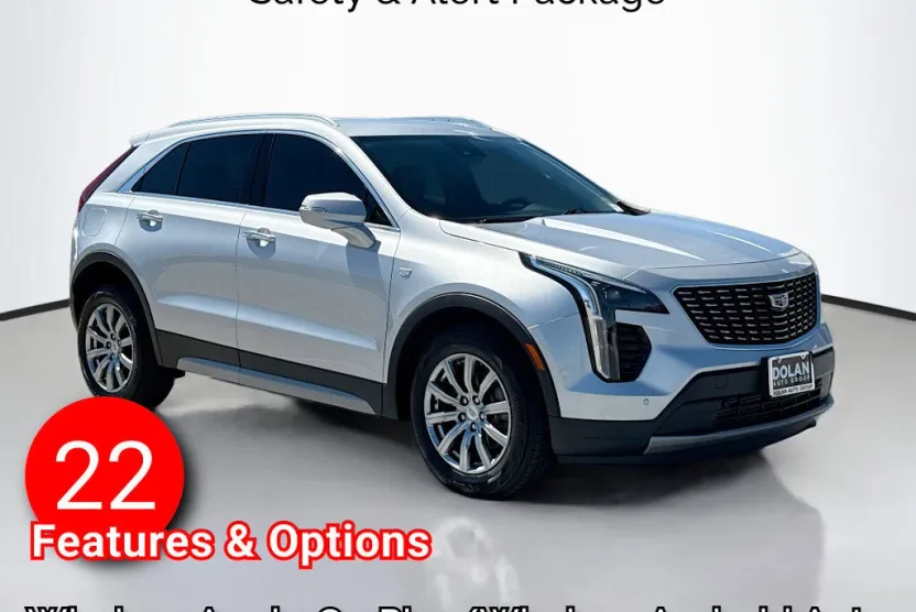 2022 Cadillac XT4 Premium Luxury photo 1
