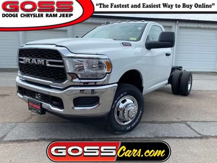 2024 Ram 3500 photo 1
