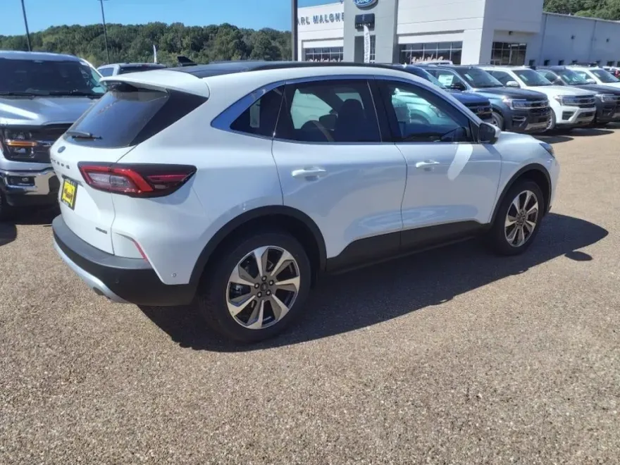 2024 Ford Escape Platinum photo 1