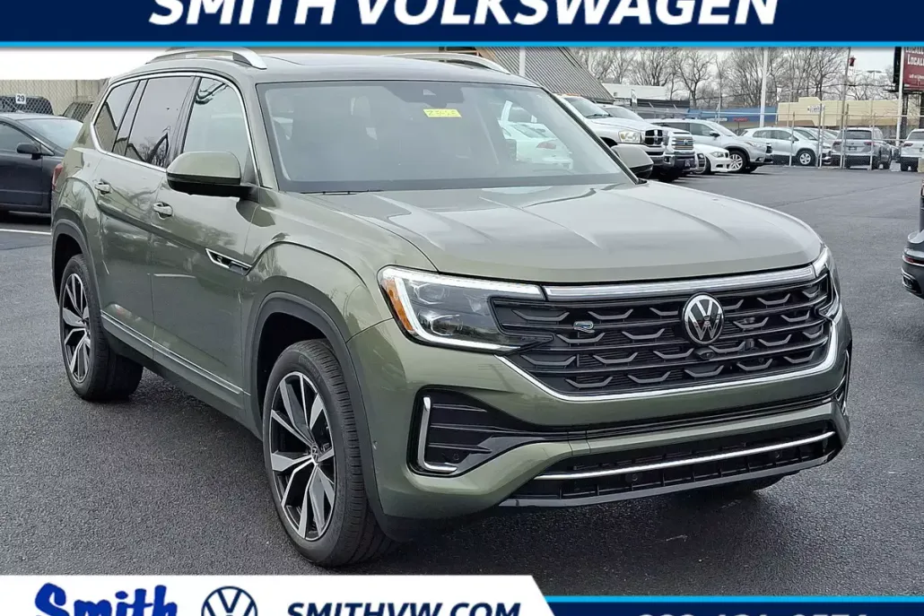 2025 Volkswagen Atlas SEL Premium R-Line photo 1