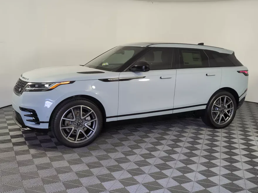 2026 Land Rover Range Rover Velar SE photo 1