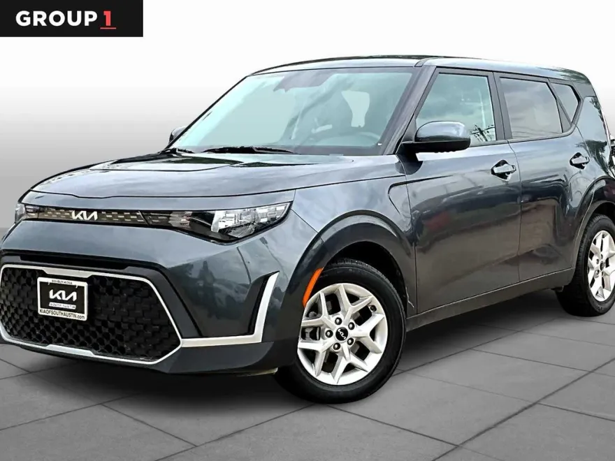 2023 Kia Soul LX S photo 1