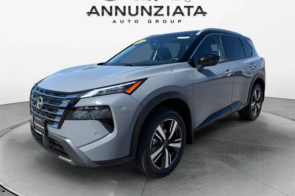 2024 Nissan Rogue SL photo 1