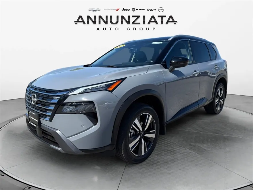 2024 Nissan Rogue SL photo 1