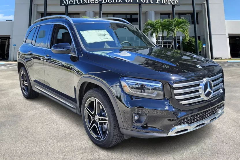 2026 Mercedes Benz GLB 250 photo 1