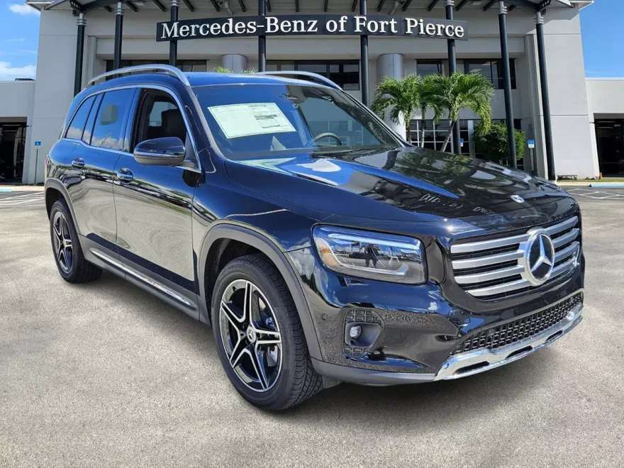 2026 Mercedes Benz GLB 250 photo 1
