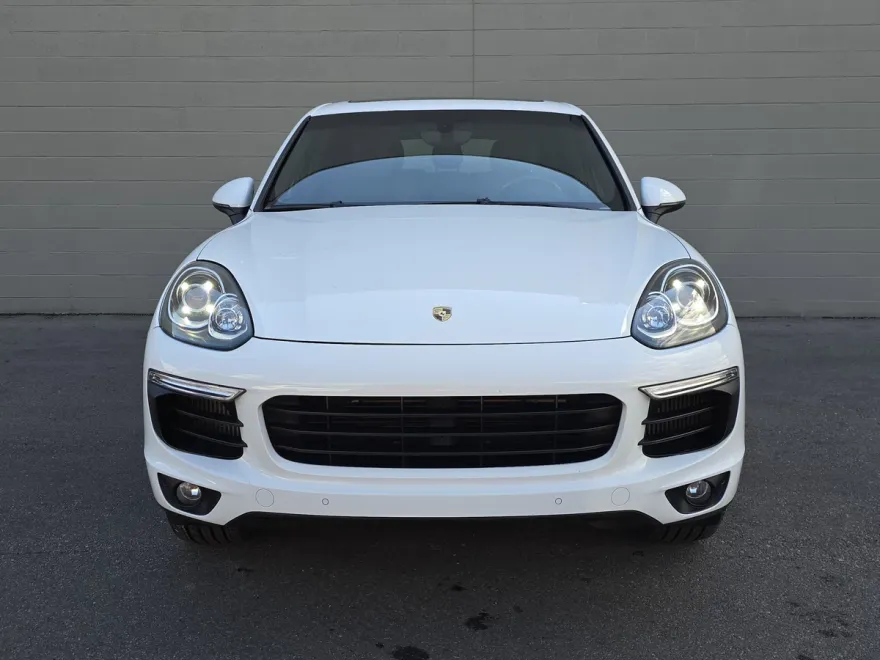 2016 Porsche Cayenne Diesel photo 1