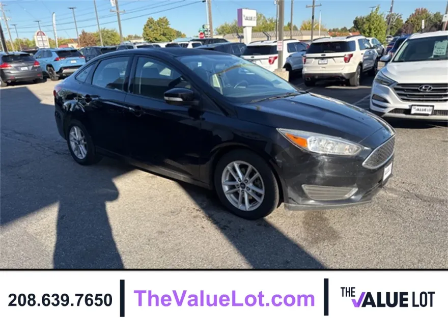 2017 Ford Focus SE photo 1