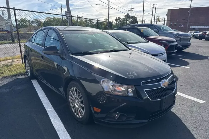 2011 Chevrolet Cruze Eco photo 1