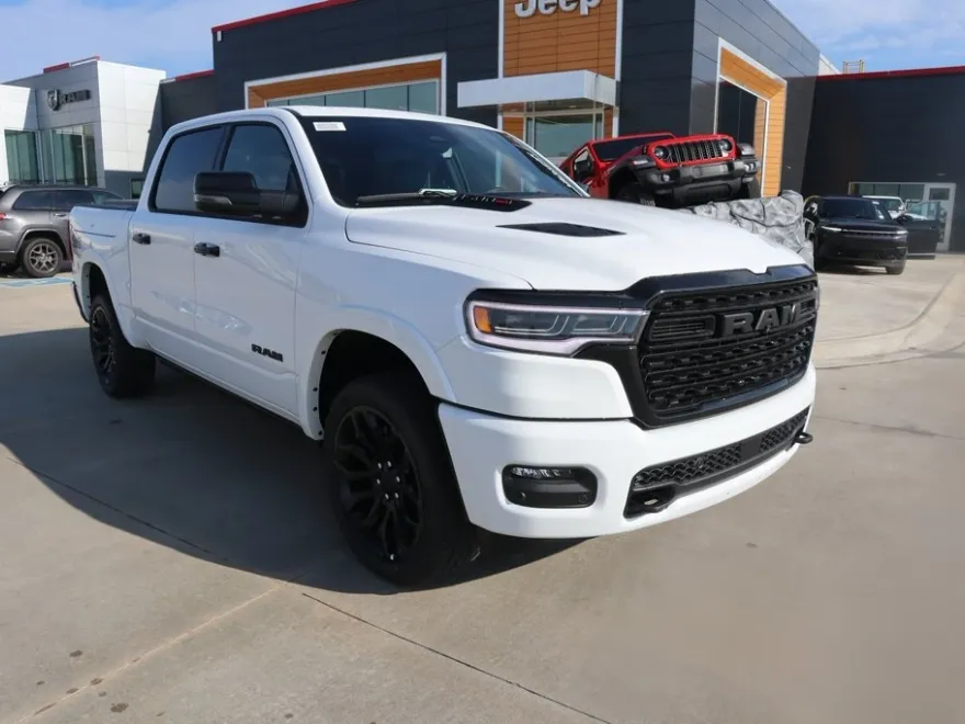 2025 Ram 1500 Limited photo 1