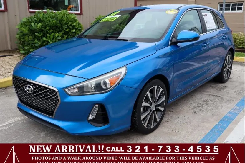 2018 Hyundai Elantra GT photo 1