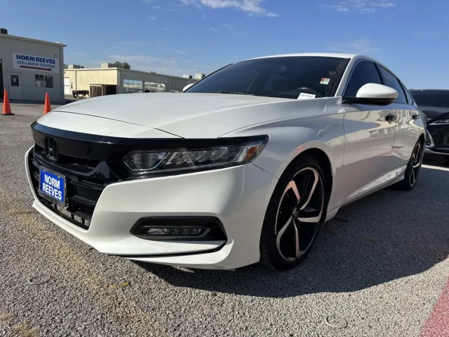 2020 Honda Accord Sport 2.0T photo 1