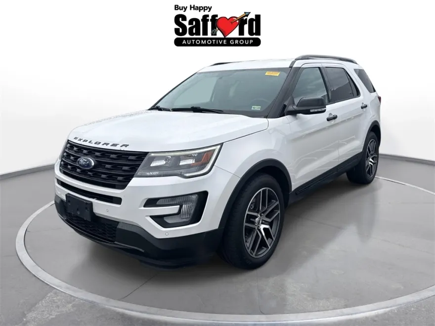 2017 Ford Explorer Sport photo 1