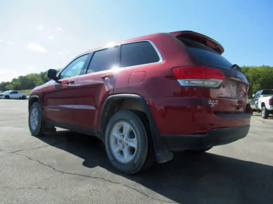 2014 Jeep Grand Cherokee Laredo photo 1