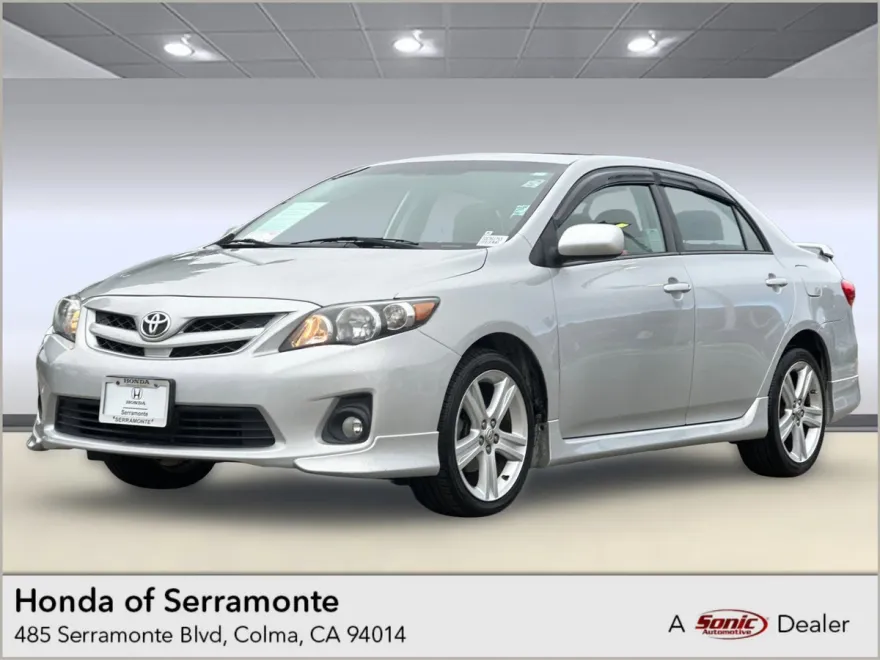 2013 Toyota Corolla L photo 1