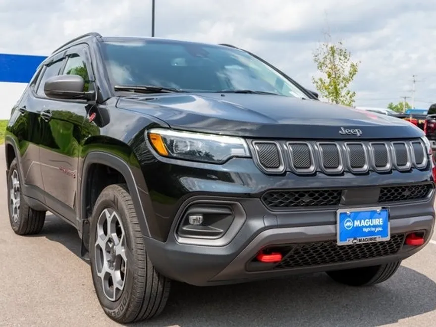 2022 Jeep Compass Trailhawk photo 1