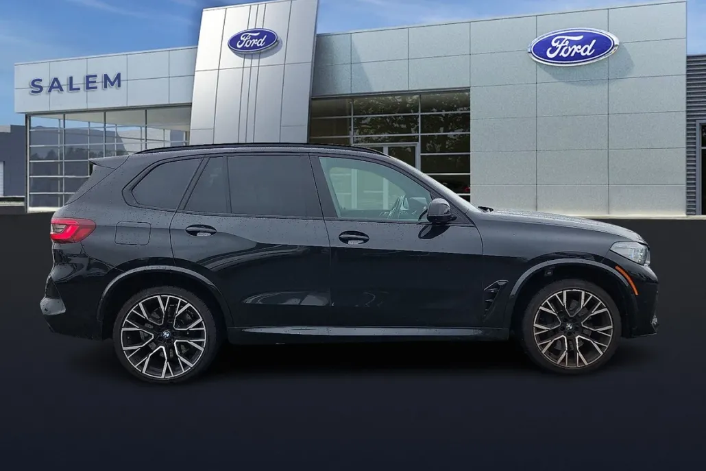 2022 Bmw X5 M photo 1