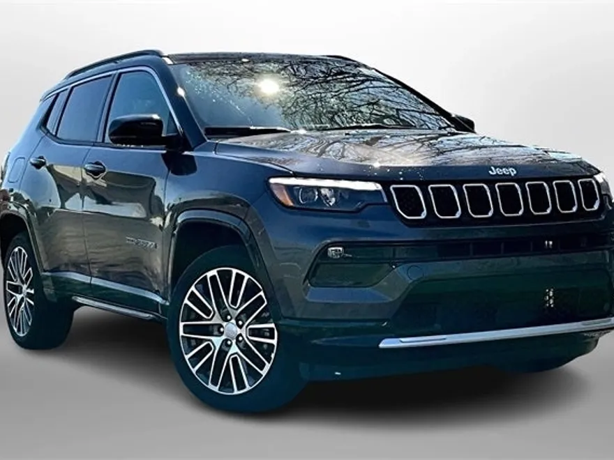 2024 Jeep Compass Limited photo 1