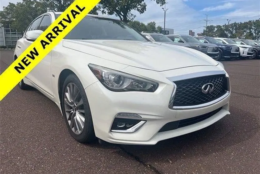 2019 Infiniti Q50 3.0t LUXE AWD photo 1
