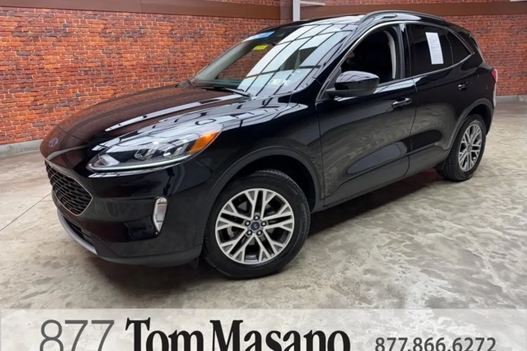 2022 Ford Escape SEL photo 1
