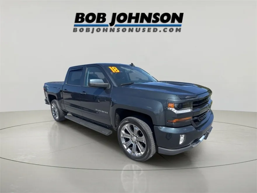 2018 Chevrolet Silverado 1500 LT2 photo 1