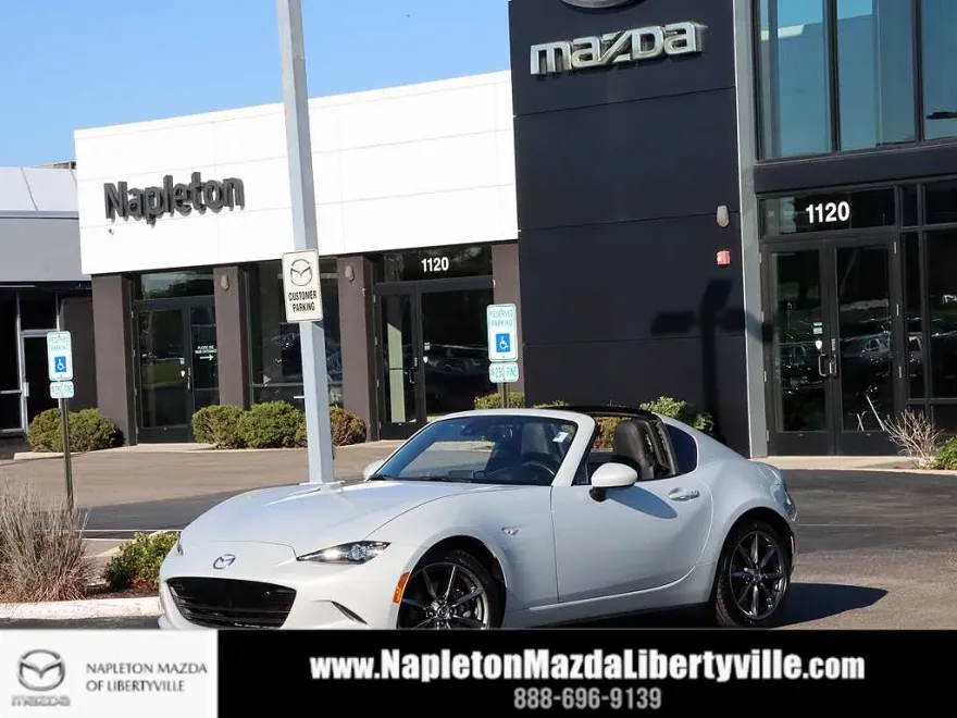2017 Mazda MX-5 Miata Miata RF Grand Touring photo 1